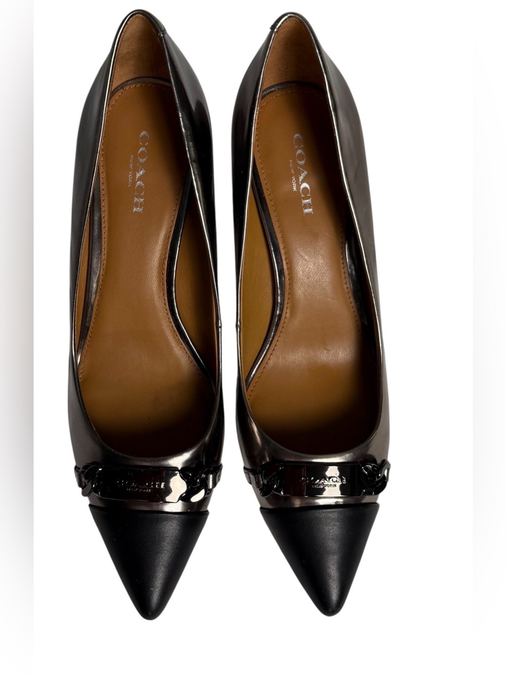 COACH Gunmetal  Black Pointed Toe Leather logo Chain-Trim 3 “ pump